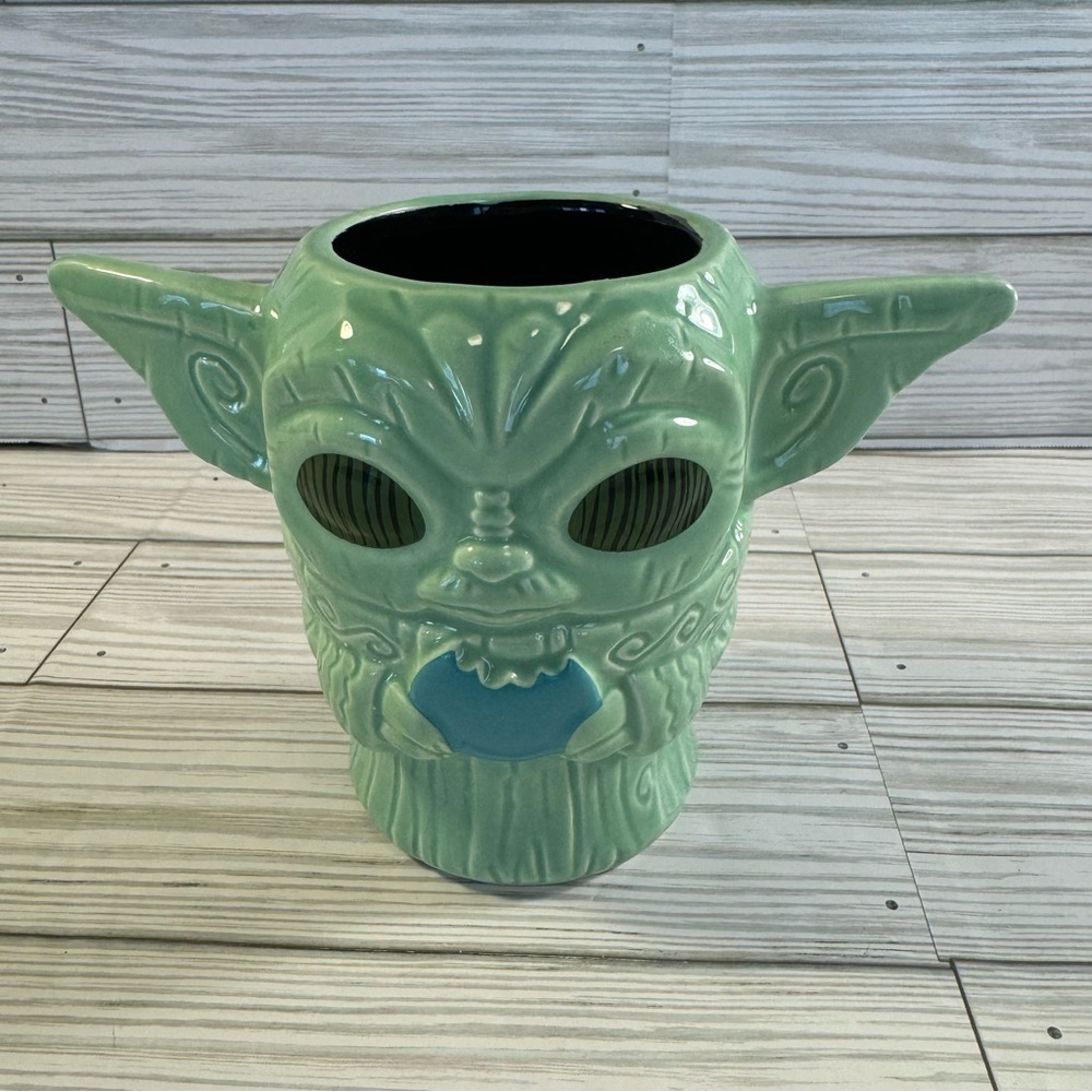 Star Wars Geeki Tiki  Mandalorian The Child 16oz Tiki Mug with Blue Cookie